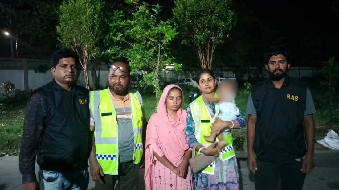 সুদের টাকা আদায়ে কোলের সন্তানকে অপহরণ!