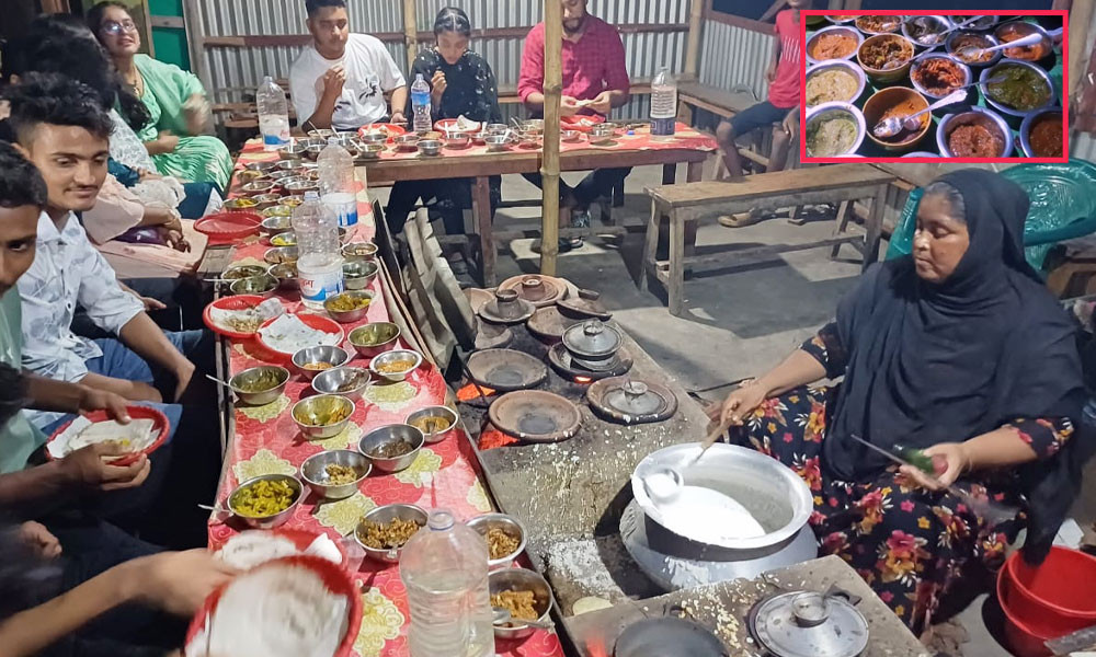 পিঠা বানিয়ে লাখ টাকার রেকর্ড স্থাপন মাজেদার