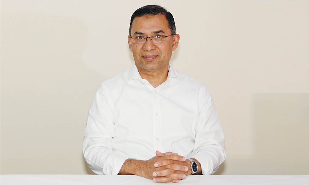 তারেক রহমানের রাজনৈতিক সফর: জামায়াত আমির ও নাহিদের বাসায় সাক্ষাৎ