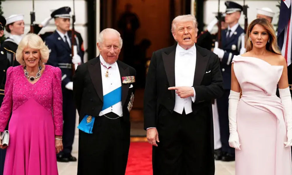 আপনি আমার মায়ের ক্রাশ ছিলেন-রাজা চার্লসকে ট্রাম্পের রসিকতা