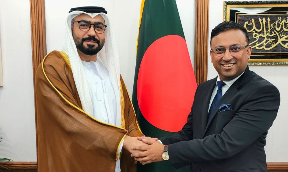 দ্বিপাক্ষিক সম্পর্ক জোরদারে উদ্যোগ-আমিরাতের রাষ্ট্রদূতের সঙ্গে প্রধানমন্ত্রীর উপদেষ্টার বৈঠক
