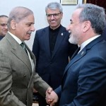 ওমান সফর শেষে আবার পাকিস্তানে ইরানের পররাষ্ট্রমন্ত্রী, কূটনীতিতে নতুন বার্তা