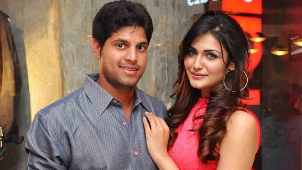 অভিনেত্রীকে বিয়ে করতে যাচ্ছেন বিশ্বকাপজয়ী তারকার ছেলে