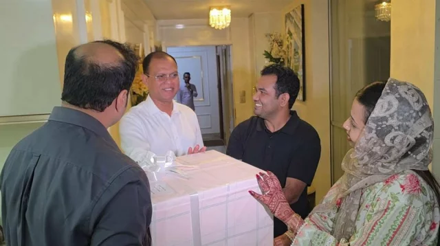 সেই নবদম্পতির জন্য উপহার পাঠালেন প্রধানমন্ত্রী!