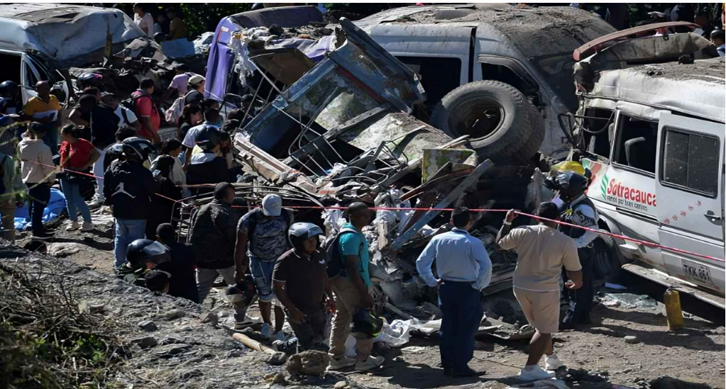কলম্বিয়ায় ভয়াবহ বিস্ফোরণ, প্রাণহানি বেড়ে ১৪