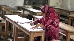 সিজারের ৩ দিন পরই এসএসসি পরীক্ষায় বসেছেন হাওয়া!