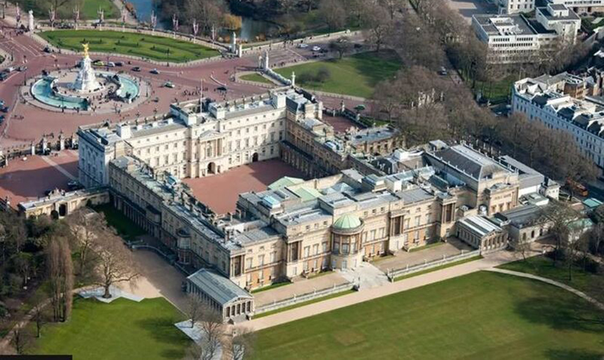 ব্রিটেনের নতুন রাজা ১২ প্রাসাদের কোনটিতে থাকবেন?