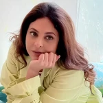সন্তান নেওয়ার চাপের চেয়ে কুকুর পোষা ভালো: মন্তব্যে আলোচনায় বলিউড অভিনেত্রী শেফালি শাহ
