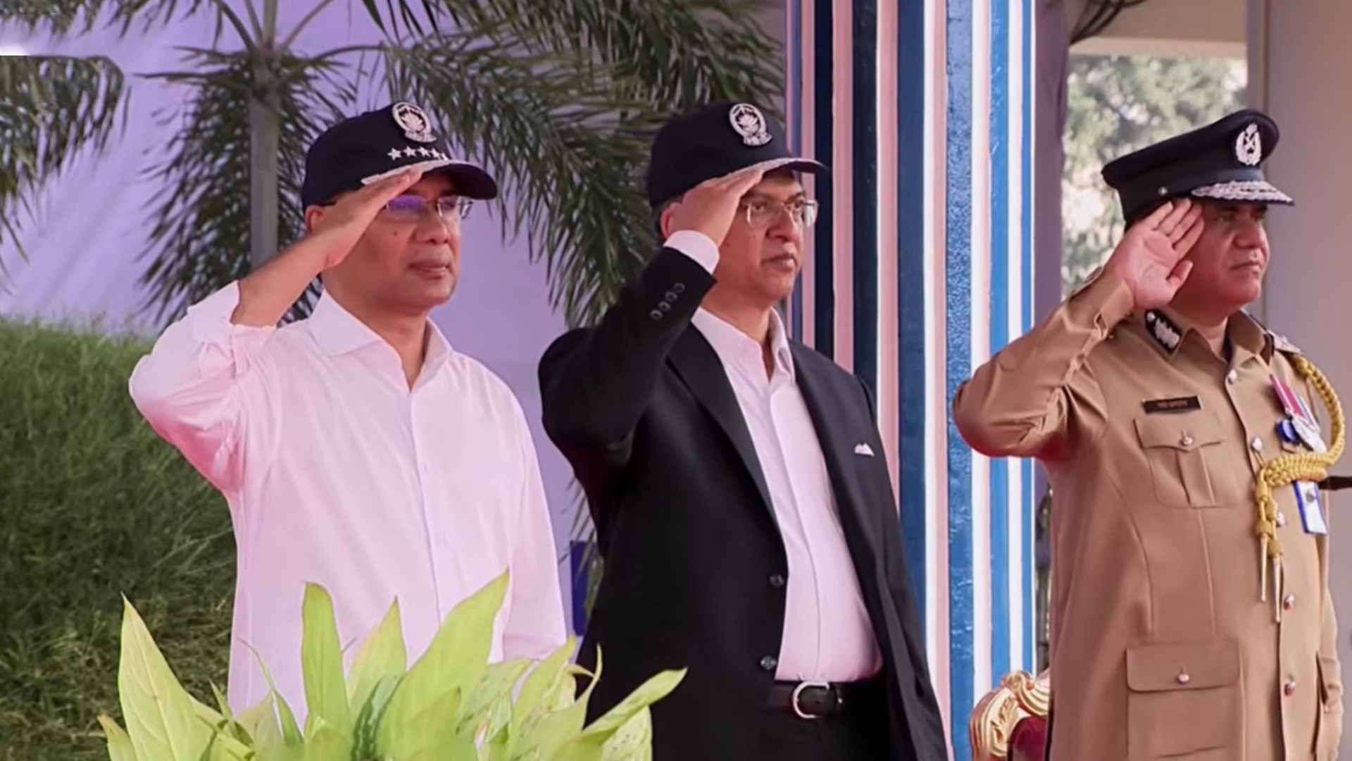 পুলিশ সপ্তাহের উদ্বোধনে প্রধানমন্ত্রী, স্থগিত পুলিশ পদক!