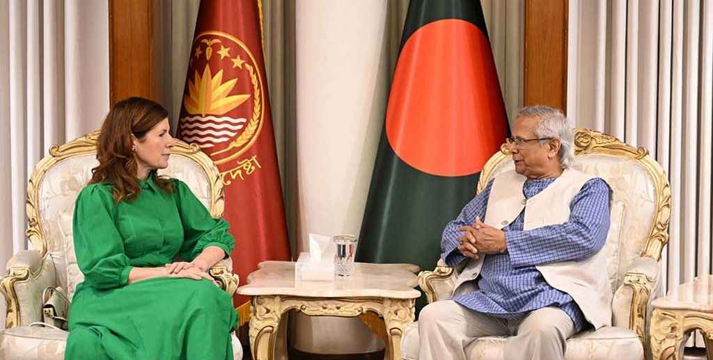 প্রধান উপদেষ্টার ঘোষণা: আওয়ামী লীগ নির্বাচনে অংশগ্রহণ করতে পারবে না