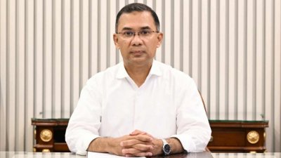 শ্রমজীবীরাই দেশের প্রধান চালিকাশক্তি: প্রধানমন্ত্রী