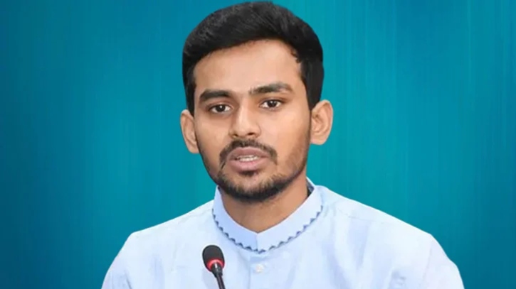 আসিফ মাহমুদের চার শব্দের পোস্টে তোলপাড় সোশ্যাল মিডিয়া