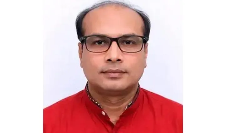 ভুয়া সহকারী জজ আটক, থানায় গিয়ে পরিচয় ফাঁস