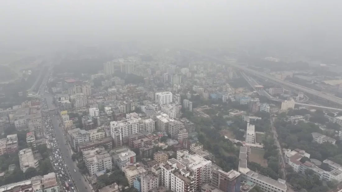 বিশ্ব বায়ুদূষণে দিল্লি এক নম্বরে, অষ্টম স্থানে রাজধানী ঢাকা