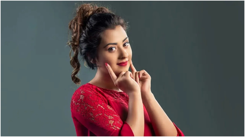 রোজা রেখেও কাজ চালিয়ে যাই: শবনম বুবলী