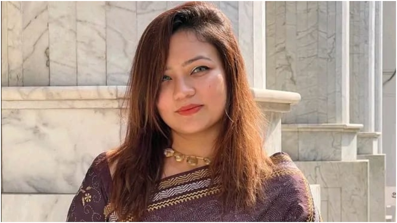 সর্বমিত্র চাকমার ভিডিও ঘিরে মুখ খুললেন ঢাবি শিক্ষিকা মোনামি