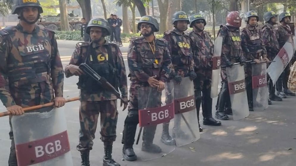 যমুনা এলাকায় প্রধান উপদেষ্টার বাসভবনে ১৪৪ ধারা জারি