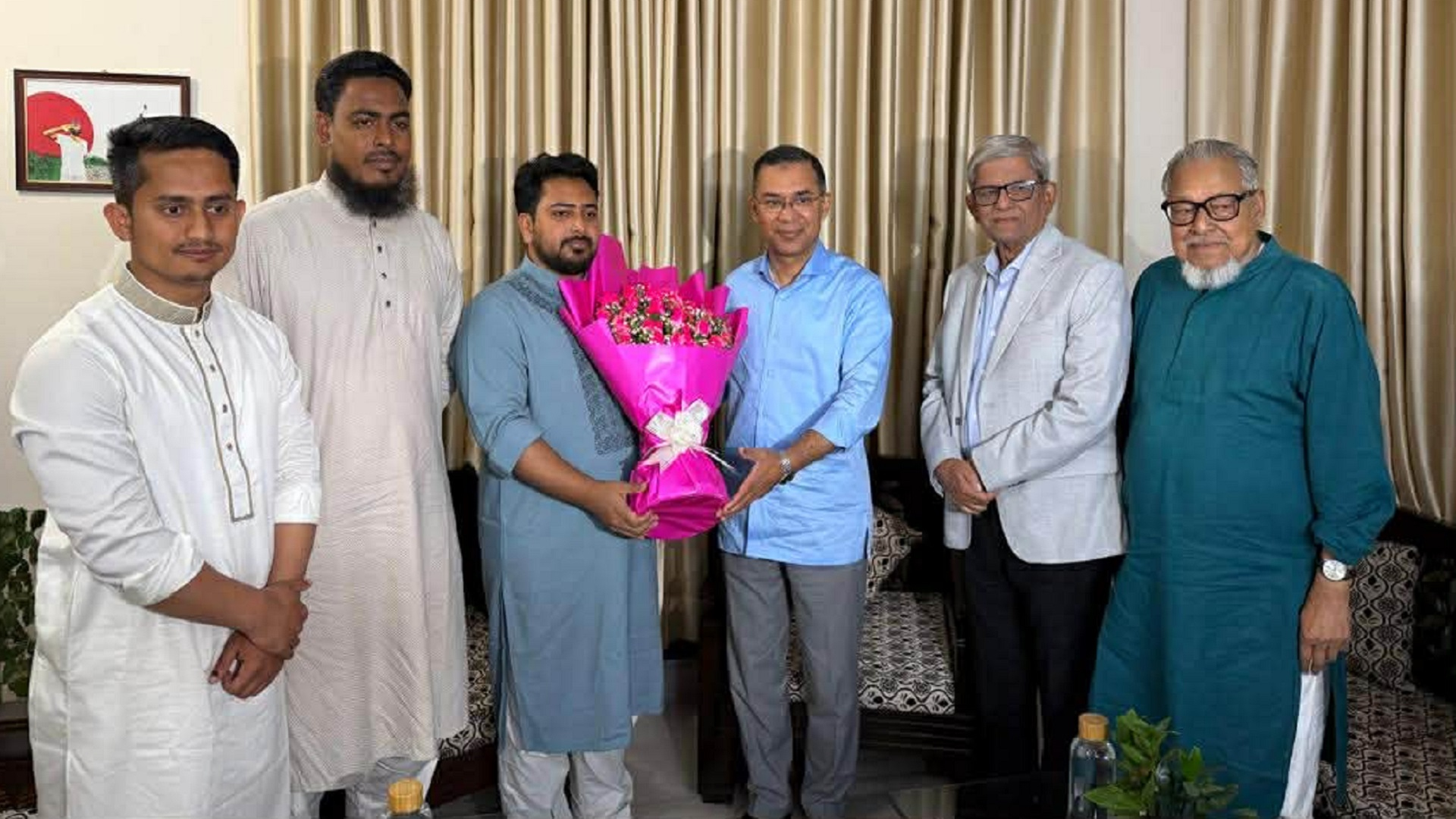 জামায়াত আমিরের সঙ্গে সাক্ষাৎ শেষে নাহিদ ইসলামের বাসায় তারেক রহমান