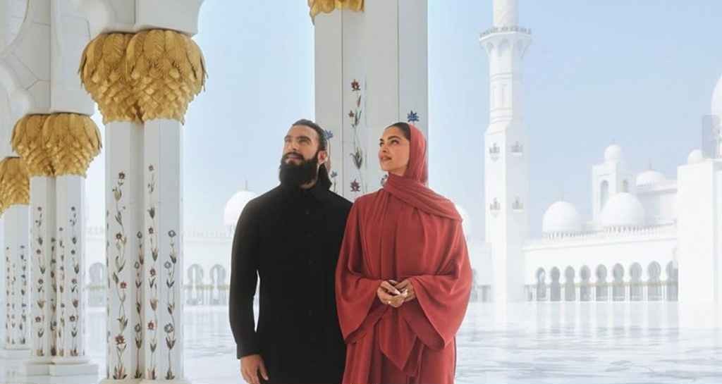 হিজাব পরায় বিতর্কের কেন্দ্রে দীপিকা