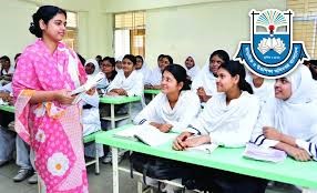 থাইল্যান্ডে নতুন রাজনৈতিক অনিশ্চয়তা, দেশ ছেড়েছেন সাবেক প্রধানমন্ত্রী থাকসিন