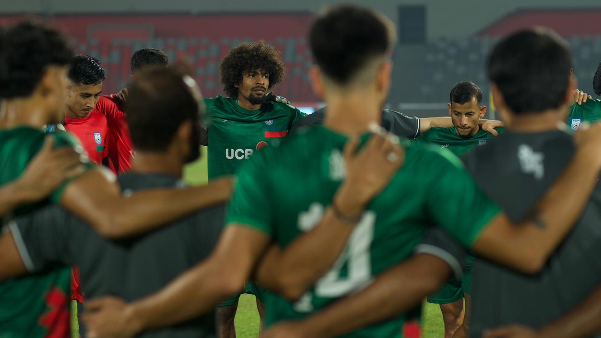 বাই-সাইকেলের গোলের পর পেনাল্টি, মাত্র পাঁচ মিনিটে বাংলাদেশকে লিডে ফিরিয়ে দিলেন হামজা