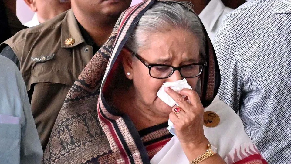 কিছু আসে যায় না, আল্লাহ জীবন দিয়েছেন, তিনিই নেবেন: শেখ হাসিনা