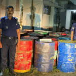  লক্ষ্মীপুরে ২৪ ড্রাম ডিজেল জব্দ!