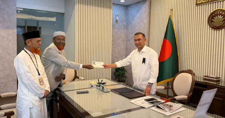 প্রধানমন্ত্রীকে ইফতারের দাওয়াত দিল জামায়াত