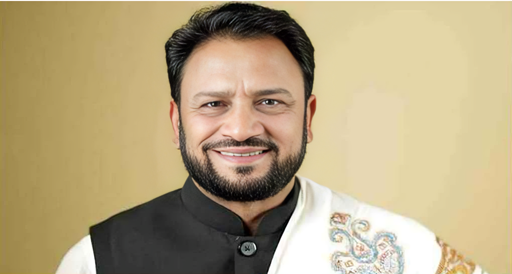 ৭ বছরের সাজা পেলেন পিটার হাসকে হুমকি দেওয়া সেই মুজিবুল