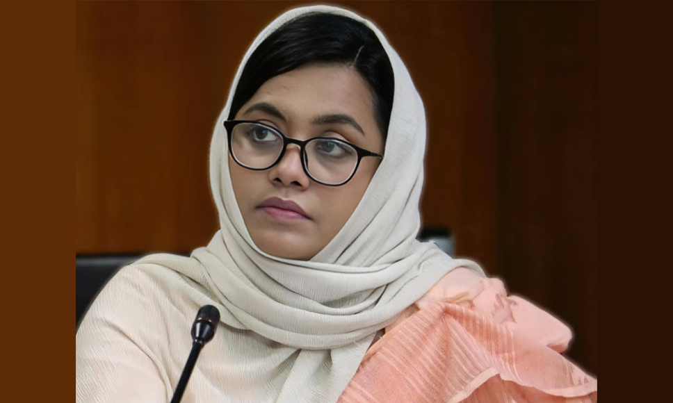 নির্বাচন কমিশনের ওয়েবসাইটে ঠিকানা প্রকাশ নিয়ে উদ্বেগ, নিরাপত্তাহীনতায় এনসিপি নেত্রী মাহমুদা মিতু!