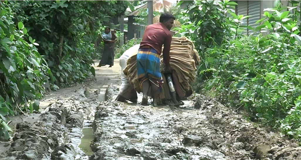 যে গ্রামে বিয়ের কথা উঠলেই পিছিয়ে যায় সবাই