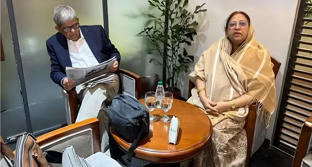 চিকিৎসার জন্য সিঙ্গাপুর গেলেন মির্জা ফখরুল ও তার স্ত্রী