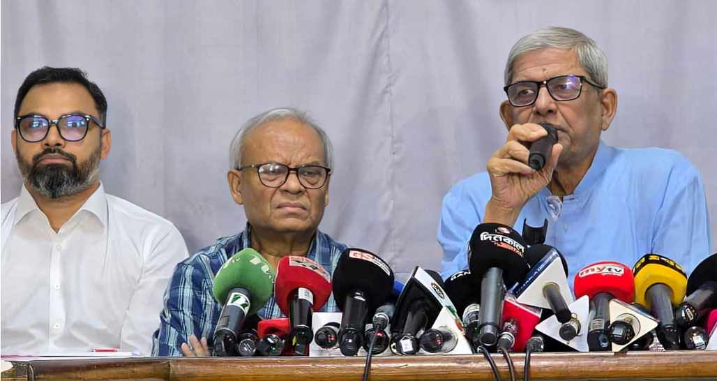 জামায়াতের আমির শফিকুর রহমান ও তার দল কখনোই সুষ্ঠুভাবে চিন্তা করে না: মির্জা ফখরুল ইসলাম আলমগীর