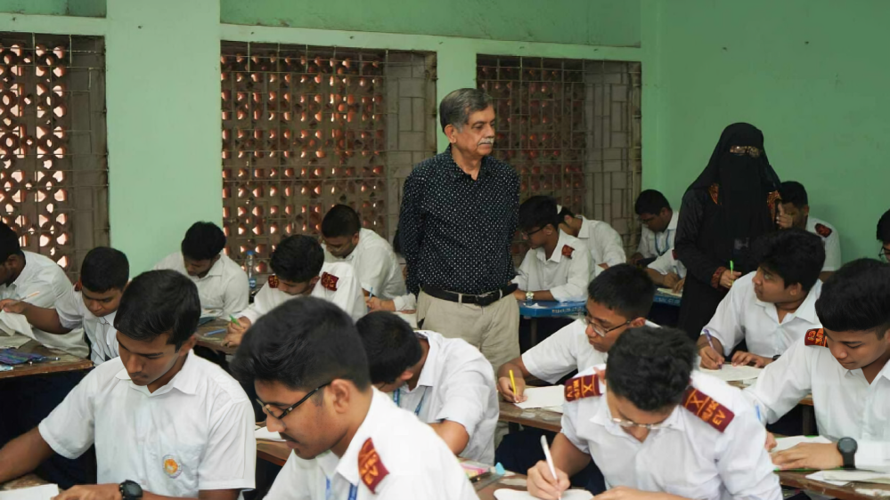 এসএসসি প্রথম দিনে অনুপস্থিত ২৫ হাজারের বেশি শিক্ষার্থী, বহিষ্কার ৬