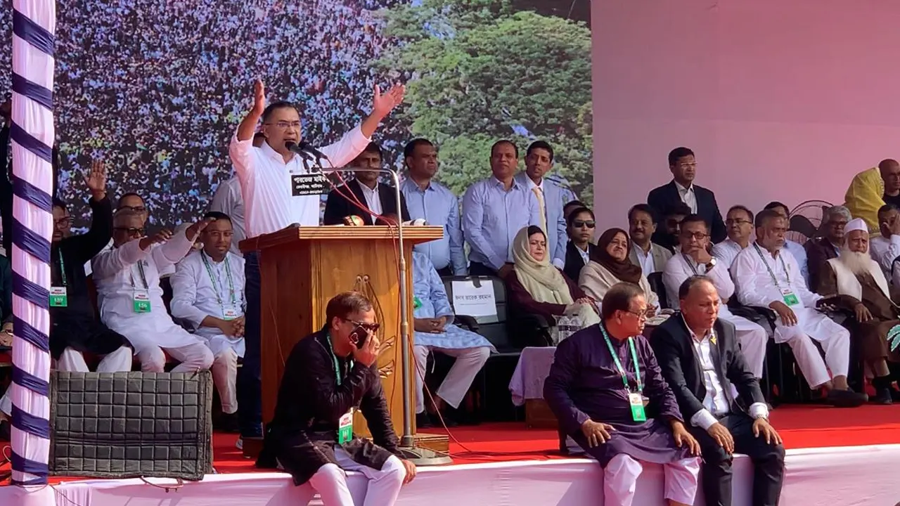 এক দল ভোটের জন্য বেহেশতের টিকিট দিচ্ছে: তারেক রহমান