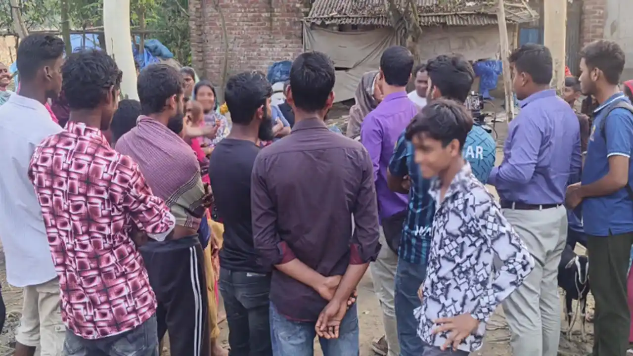 ধর্ষণ ধামাচাপা দিতে বৃদ্ধের সঙ্গে শিশুর বিয়ে!