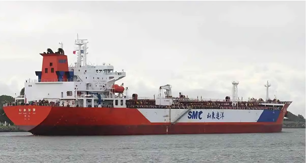 চট্টগ্রাম বন্দরে পৌঁছাল ২৬ হাজার টন অকটেনবোঝাই জাহাজ