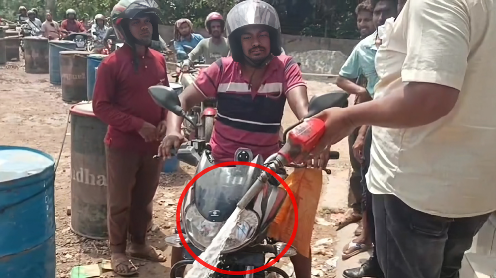 তেল অপচয়ের ভিডিও ভাইরাল, দায় কার? প্রশ্নে সরব জনমত