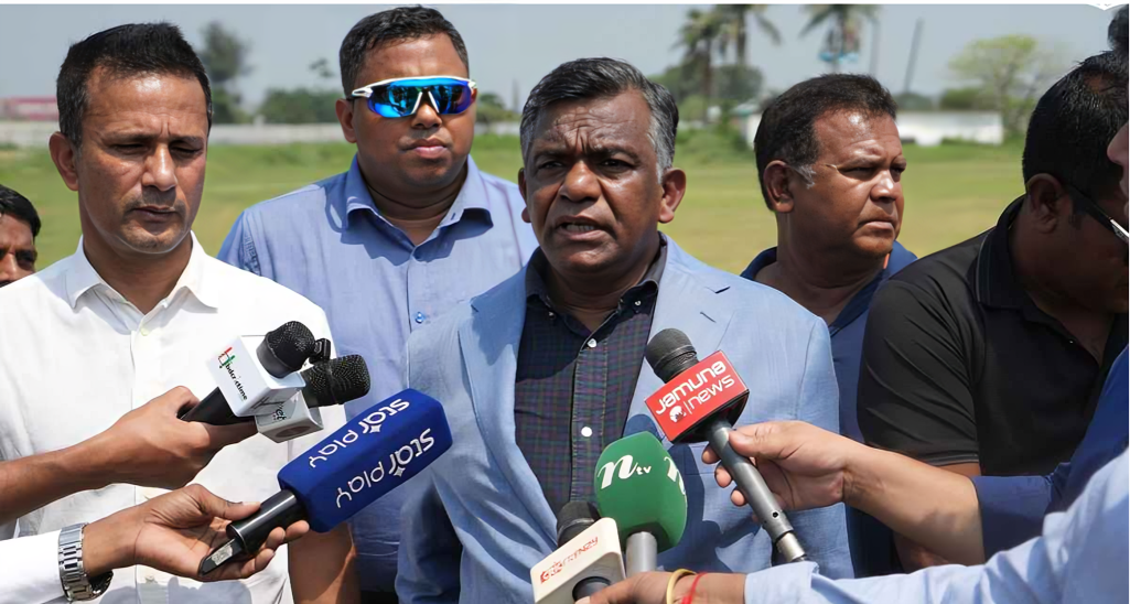 জ্বালানি সরবরাহে স্বস্তি, ৩৪ হাজার টন ডিজেল নিয়ে চট্টগ্রাম বন্দরে নতুন জাহাজ