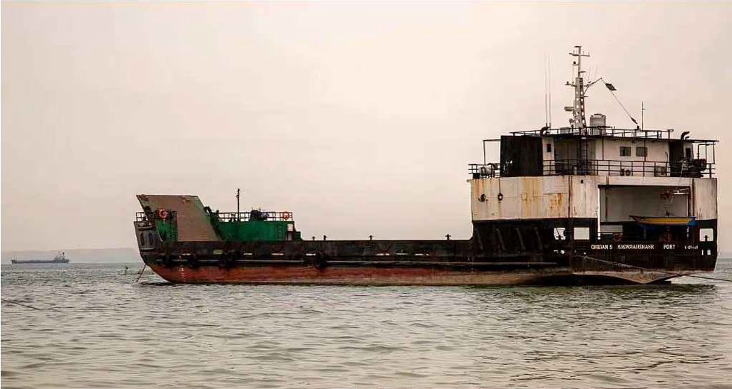 হরমুজ প্রণালি নিয়ে উত্তেজনা: খুলে দেওয়া সম্ভব নয় বলে জানাল ইরান