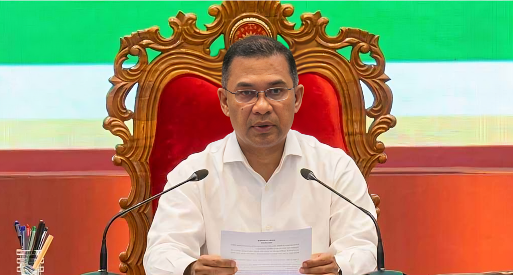 সশস্ত্র বাহিনী কোনো ব্যক্তি, দল বা পরিবারের সম্পদ নয়— সেনানিবাসে কঠোর বার্তা প্রধানমন্ত্রীর