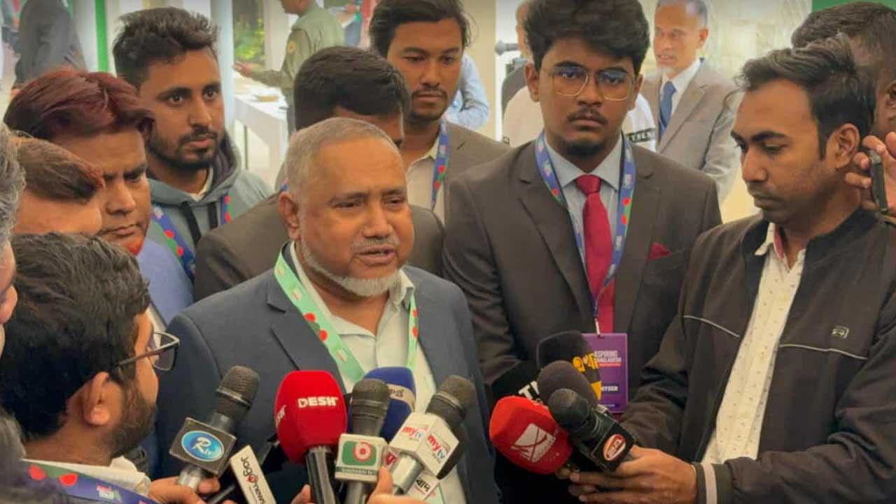 ক্ষমতায় গেলে শুধু দল নয়,দেশের জনগণ থেকেও মন্ত্রী বানাবে জামায়াত: ডা. তাহের