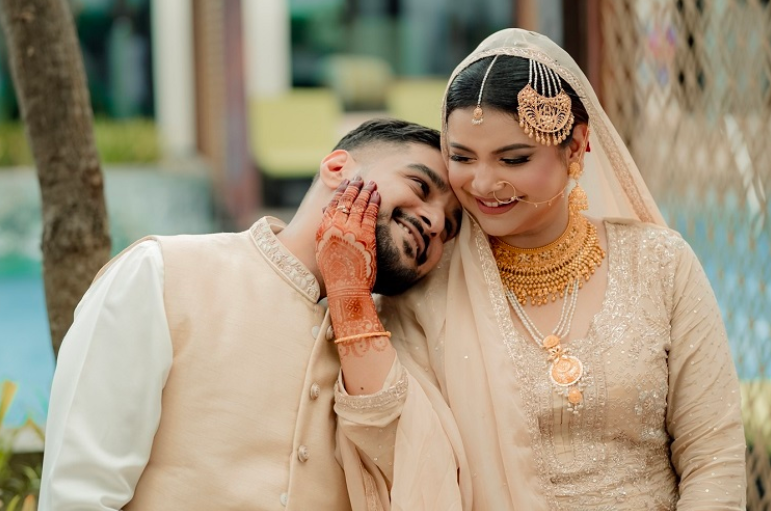 ডিভোর্সের ৫ বছর পর ফের বিয়ের পিঁড়িতে বসেছেন শবনম ফারিয়া