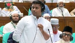 পুলিশকে ‘ম্যানেজ করা থেকে বেরিয়ে আসা জরুরি: সংসদে হাসনাত