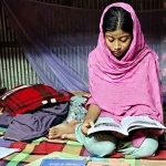 মানবিকের ছাত্রী পেল বাণিজ্য বিভাগের প্রবেশপত্র!