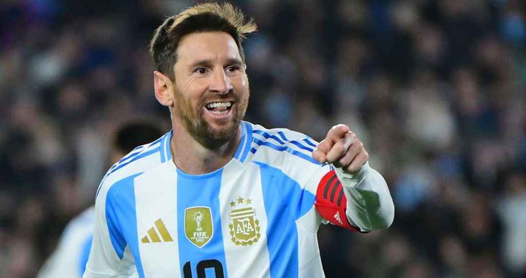 বিশ্বকাপ জার্সিতে খেলে যা বললেন মেসি