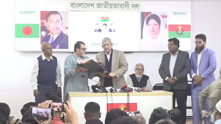 নিজের দল বিলুপ্ত করে বিএনপিতে যুক্ত হলেন এহসানুল হুদা