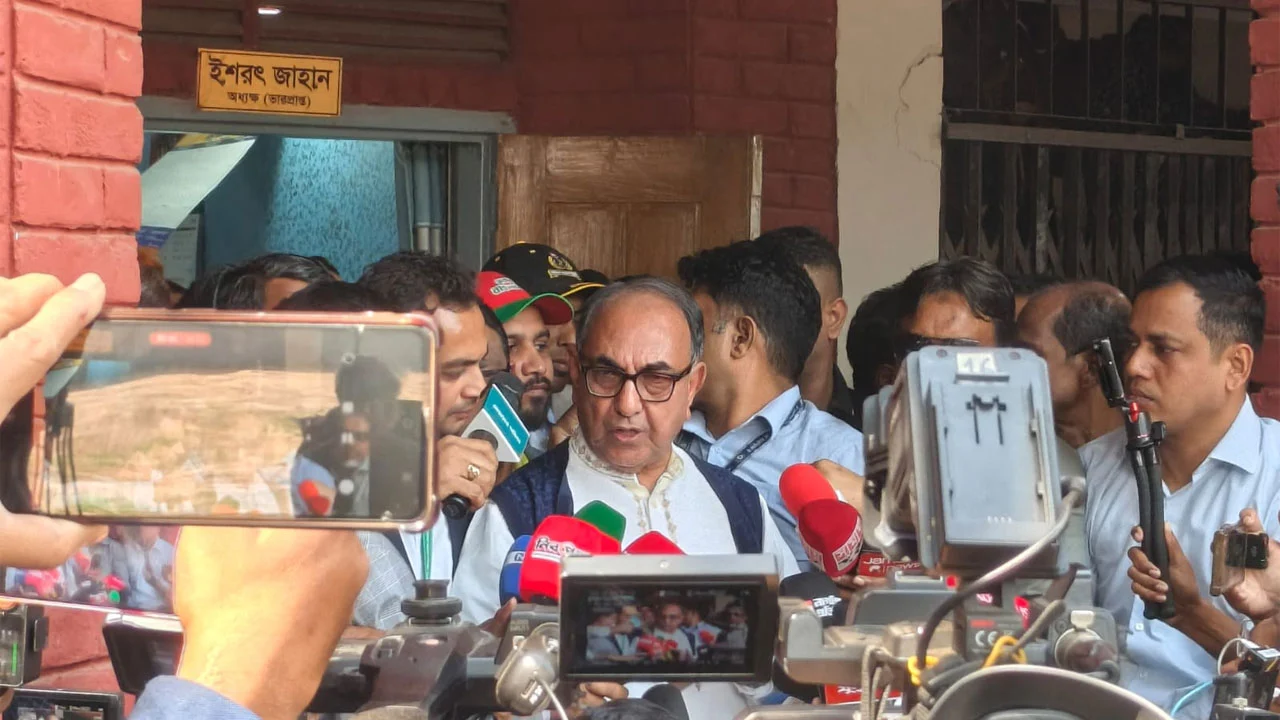 মির্জা আব্বাস: ভোট এখন পর্যন্ত সুষ্ঠু, কোনো ধরনের ইঞ্জিনিয়ারিং গ্রহণযোগ্য নয়