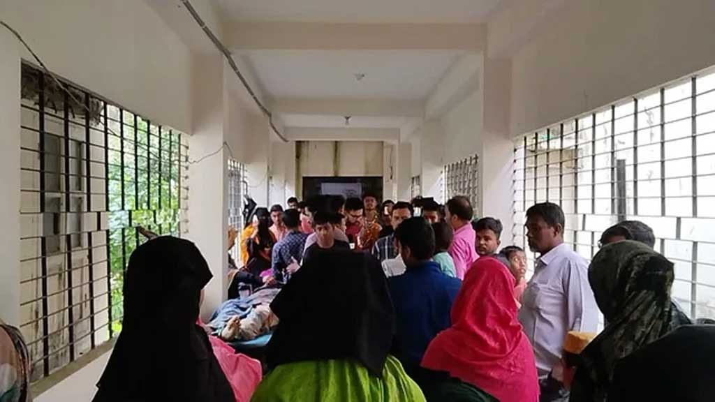 নরসিংদীতে টেটা যুদ্ধে নিহত ৫, আহত ৩০