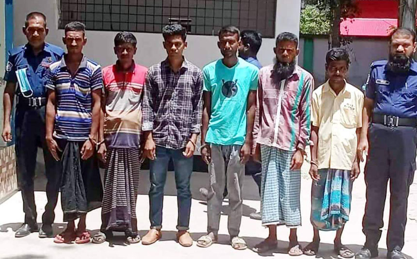 আত্রাইয়ে ধর্ষণ মামলার আসামীসহ গ্রেপ্তার ৭